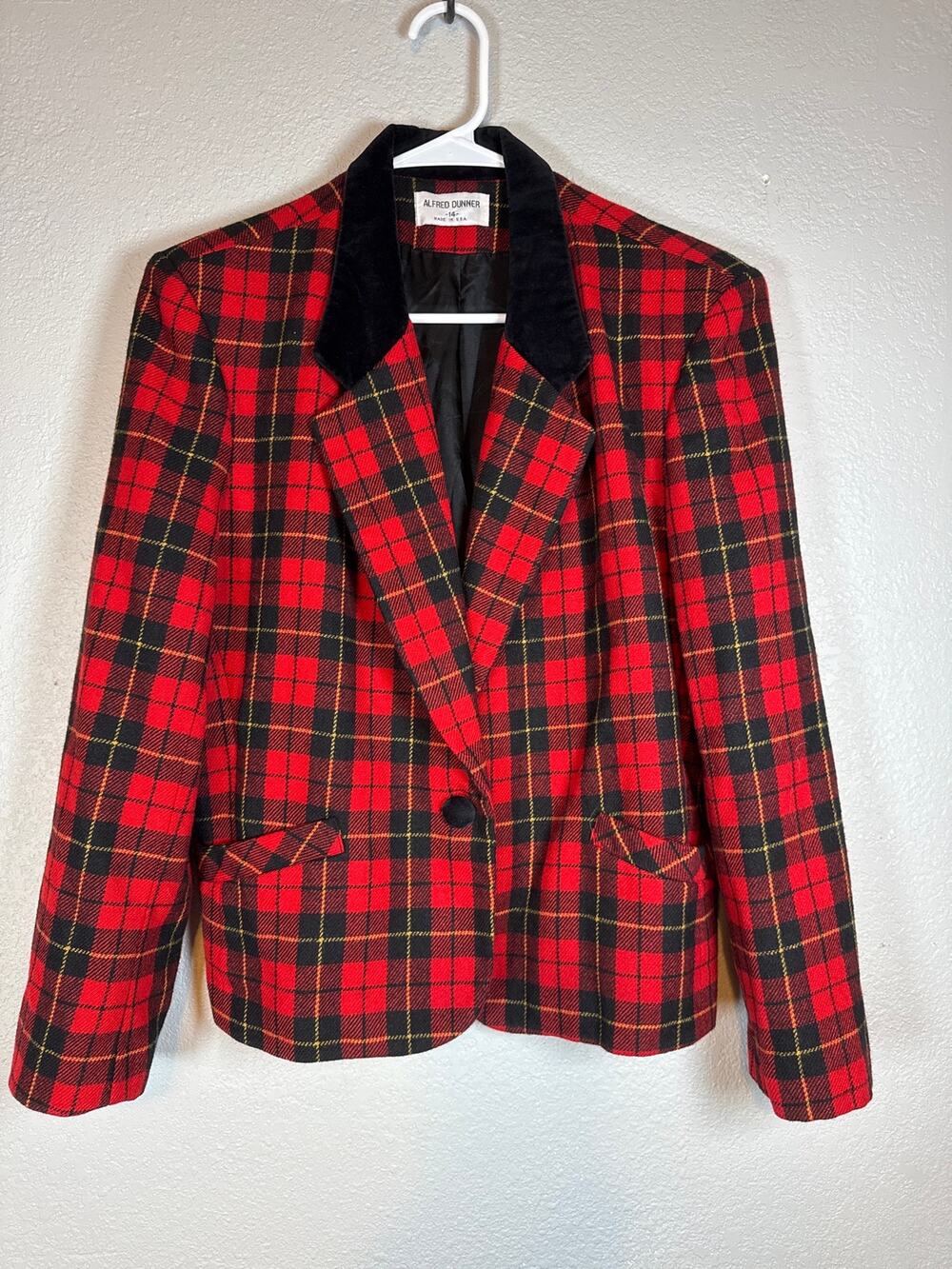 Vintage 80s Wool Blend Plaid Blazer Womens 14 Red Velvet Lapel Christmas Holiday